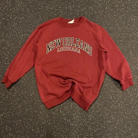 Retro H&M Men’s Medium Maroon New Orleans Printout Crewneck - Picture 2 of 4